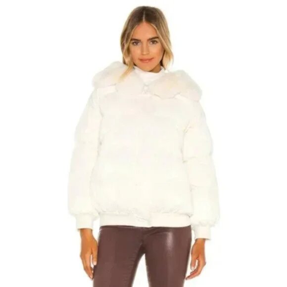 BUBISH Bella Faux Fur Puffer Jacket in White - Picture 1 of 10